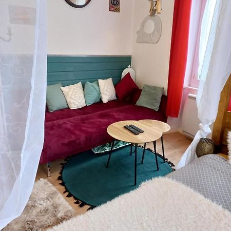 Studio Du Voyage Gare D Auray Brech Экстерьер фото